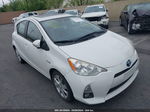 2014 Toyota Prius C Four White vin: JTDKDTB30E1069259