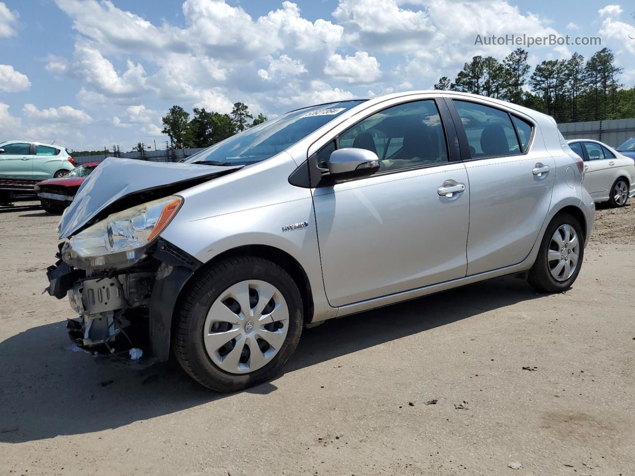 2014 Toyota Prius C  Gray vin: JTDKDTB30E1080035