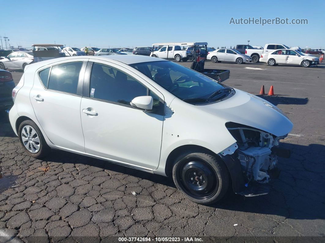 2014 Toyota Prius C One/three/two/four White vin: JTDKDTB30E1561189