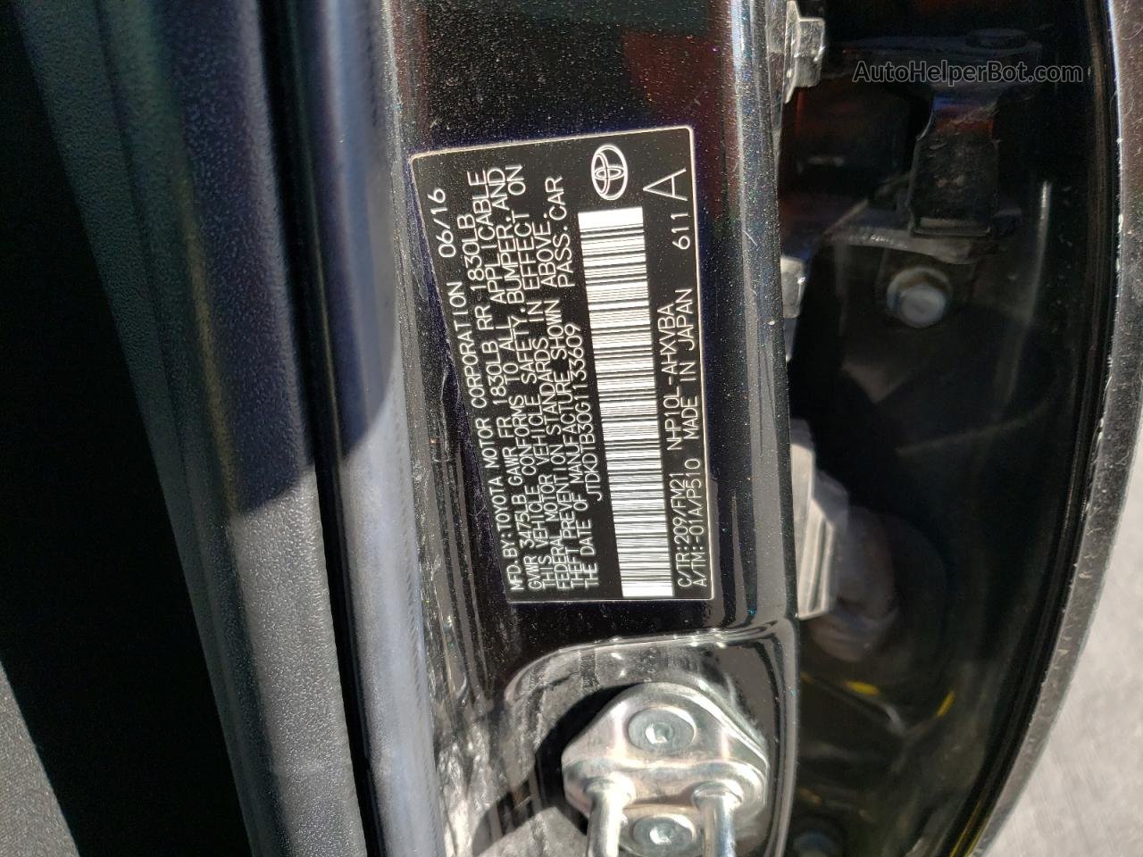 2016 Toyota Prius C  Black vin: JTDKDTB30G1133609