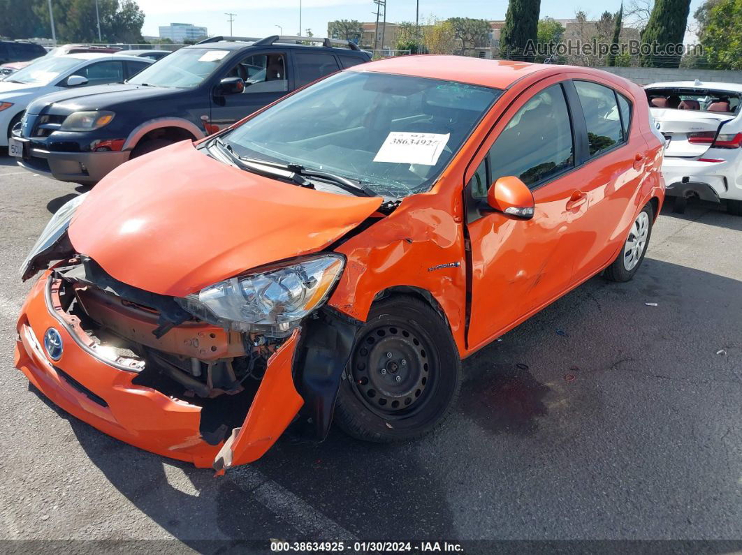 2014 Toyota Prius C Two Orange vin: JTDKDTB31E1064717