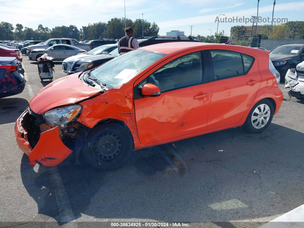 2014 Toyota Prius C Two Orange vin: JTDKDTB31E1064717