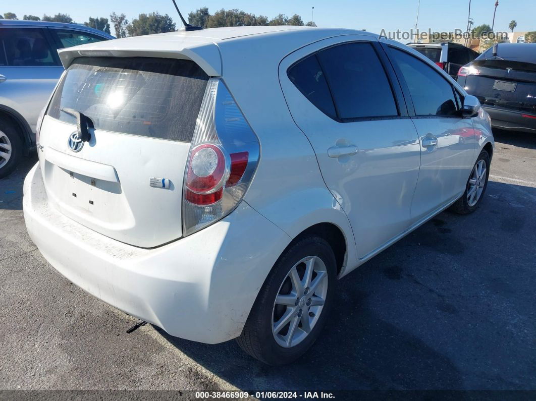 2014 Toyota Prius C Four White vin: JTDKDTB31E1075698