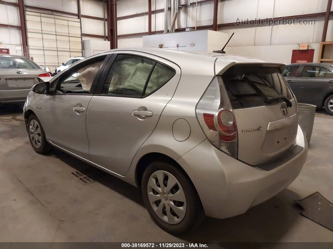 2014 Toyota Prius C Three Серый vin: JTDKDTB31E1560097