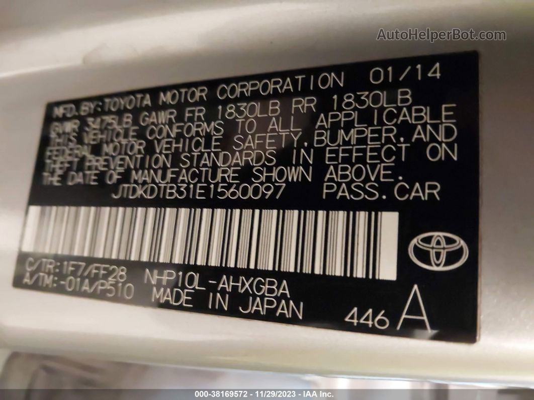 2014 Toyota Prius C Three Серый vin: JTDKDTB31E1560097