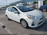 2014 Toyota Prius C One/three/two/four White vin: JTDKDTB31E1569401