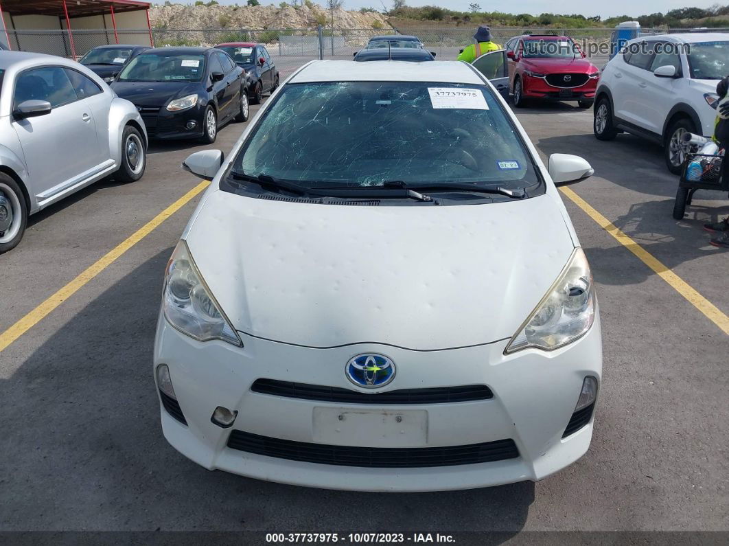 2014 Toyota Prius C Three White vin: JTDKDTB31E1571505