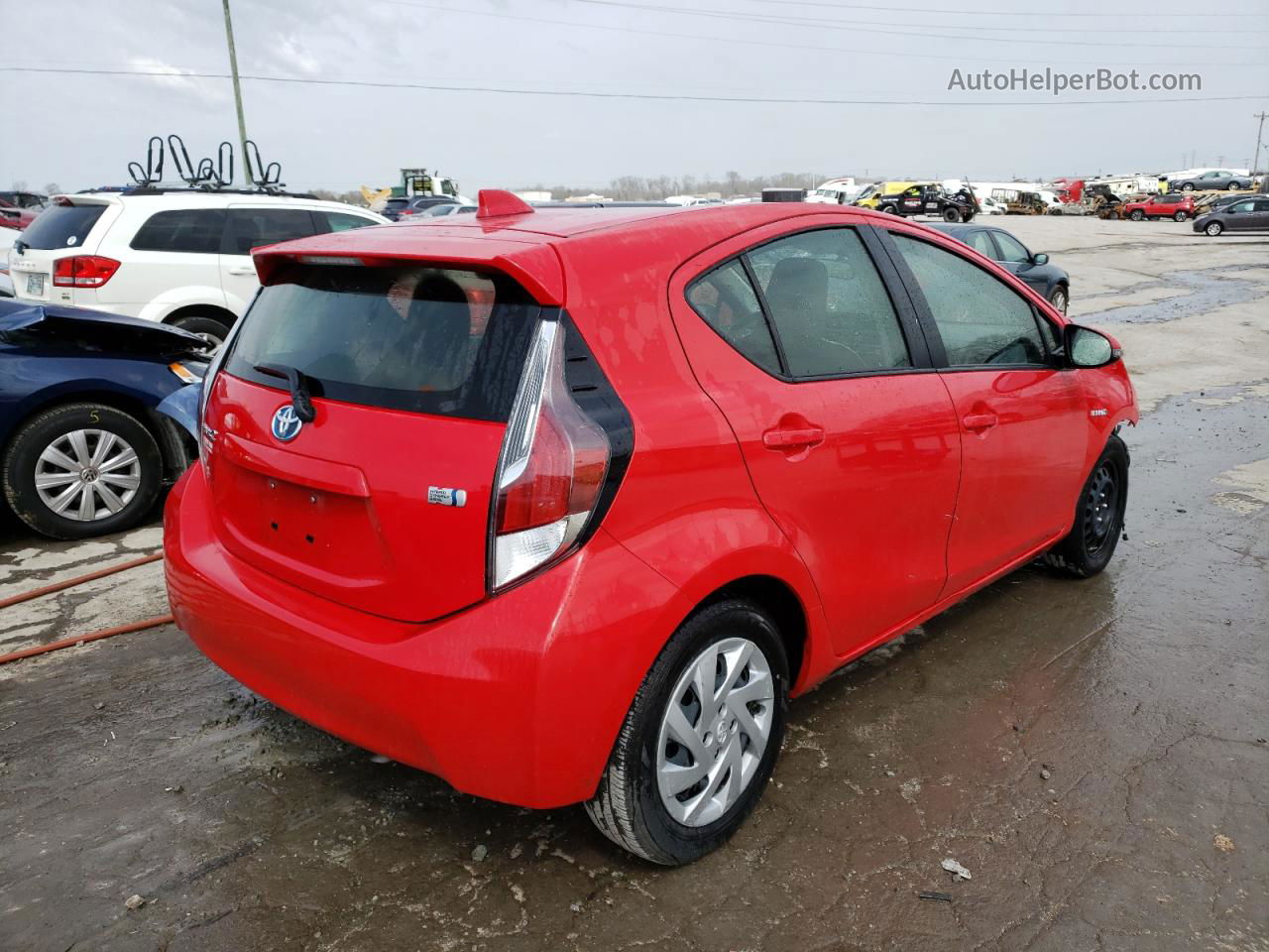 2015 Toyota Prius C  Red vin: JTDKDTB31F1098707