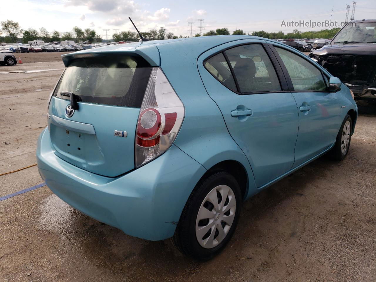 2012 Toyota Prius C  Turquoise vin: JTDKDTB32C1013577