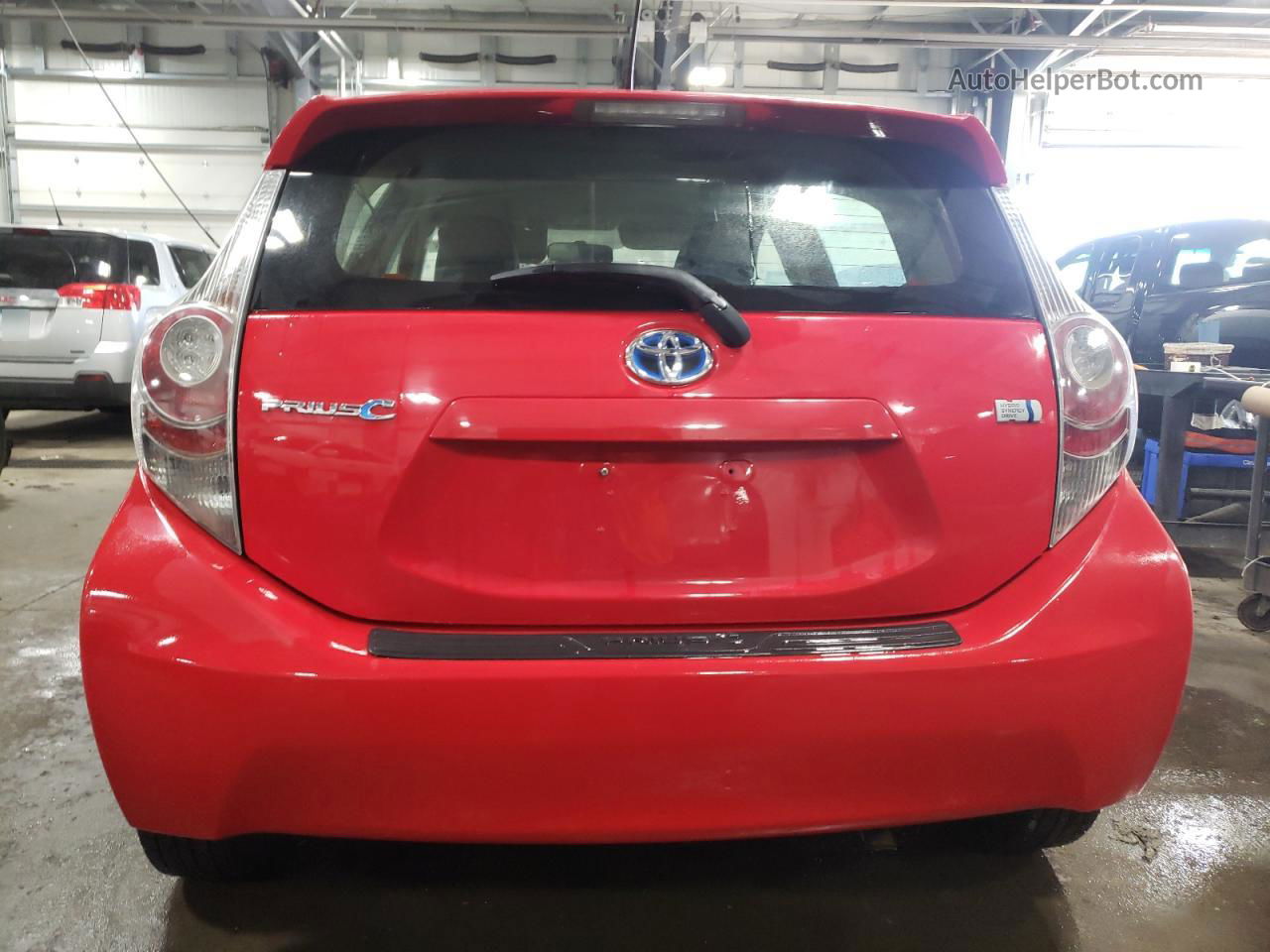 2012 Toyota Prius C  Red vin: JTDKDTB32C1508930