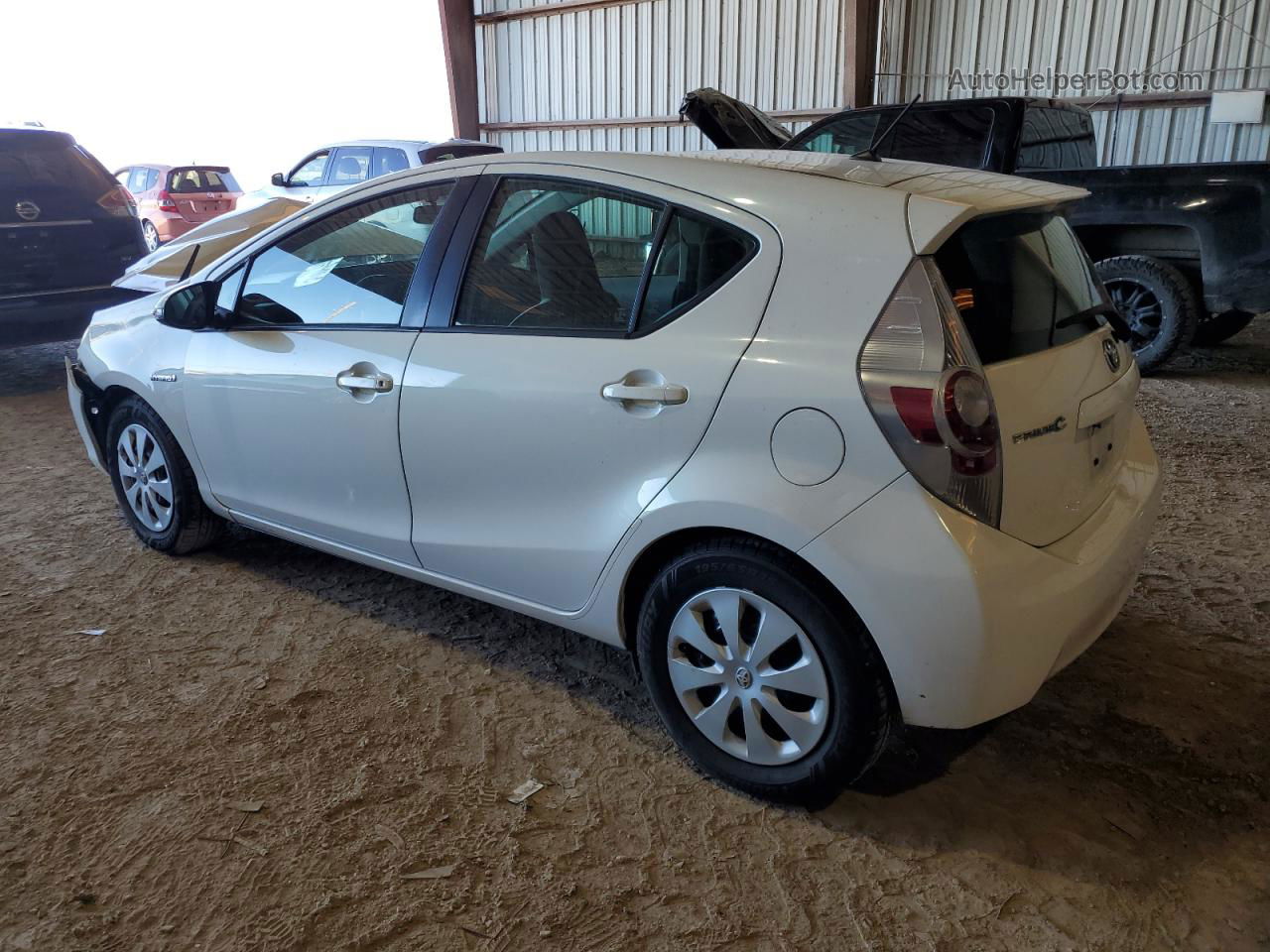 2013 Toyota Prius C  Белый vin: JTDKDTB32D1556798