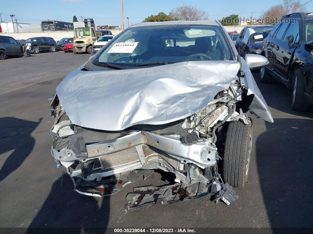 2014 Toyota Prius C Two Silver vin: JTDKDTB32E1083549