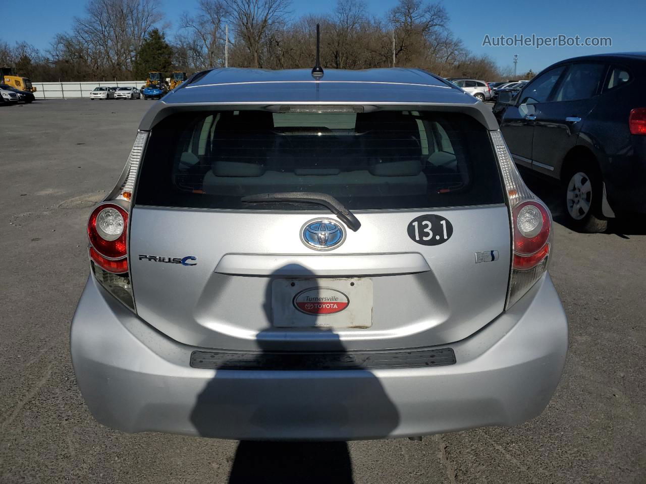 2012 Toyota Prius C  Серебряный vin: JTDKDTB33C1003852