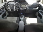 2013 Toyota Prius C  Серебряный vin: JTDKDTB33D1535507