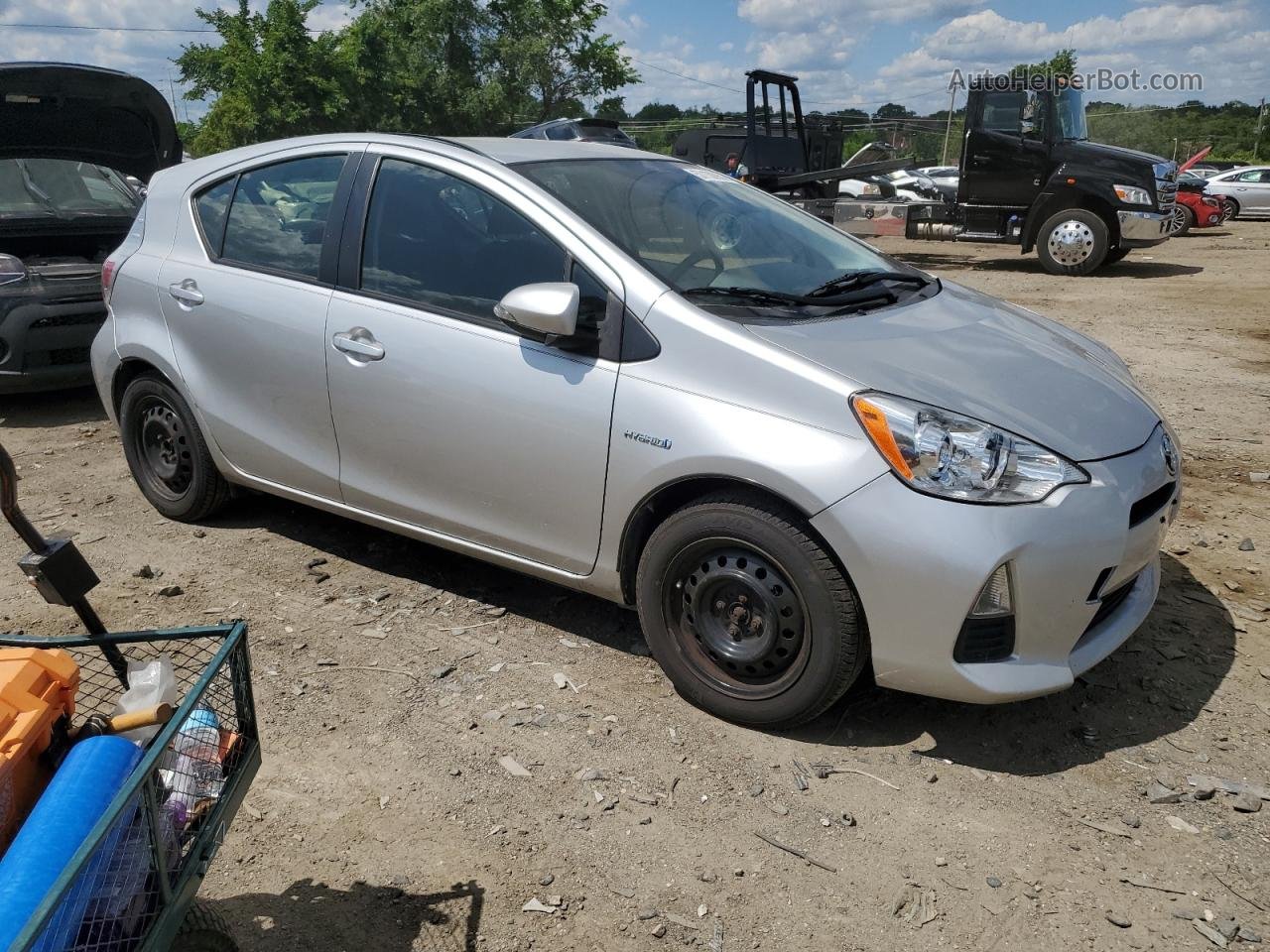 2013 Toyota Prius C  Silver vin: JTDKDTB33D1535507