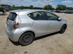 2013 Toyota Prius C  Серебряный vin: JTDKDTB33D1535507