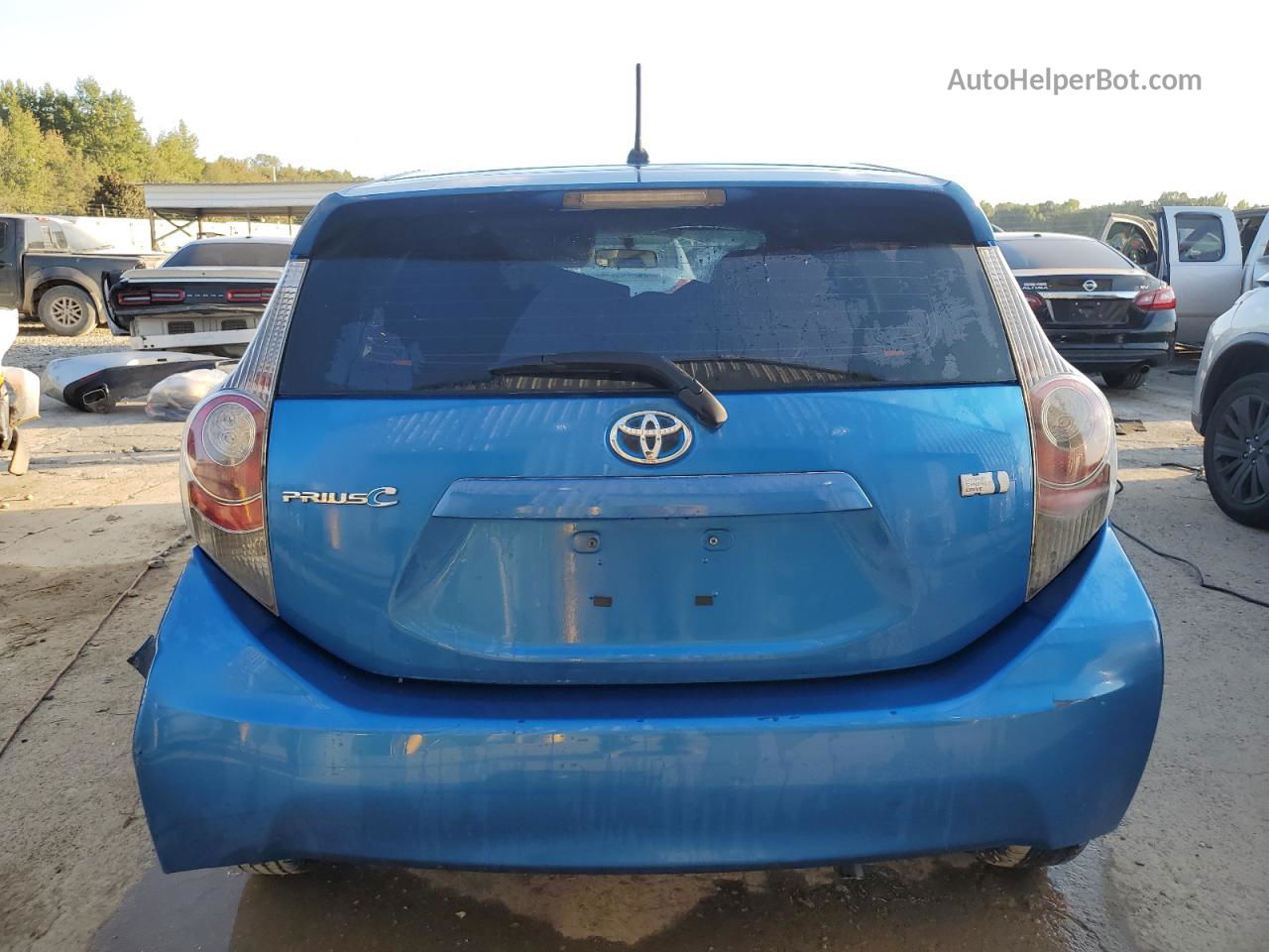 2013 Toyota Prius C  Blue vin: JTDKDTB33D1541050