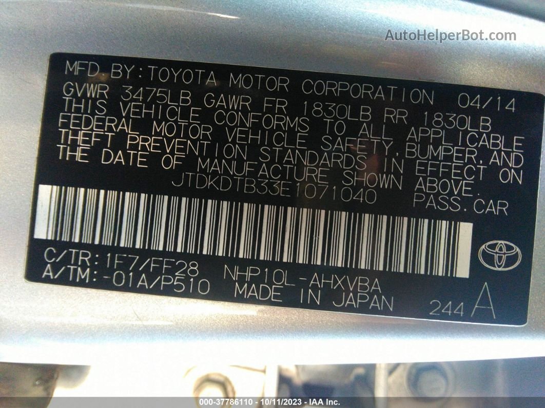 2014 Toyota Prius C One/three/two/four Silver vin: JTDKDTB33E1071040