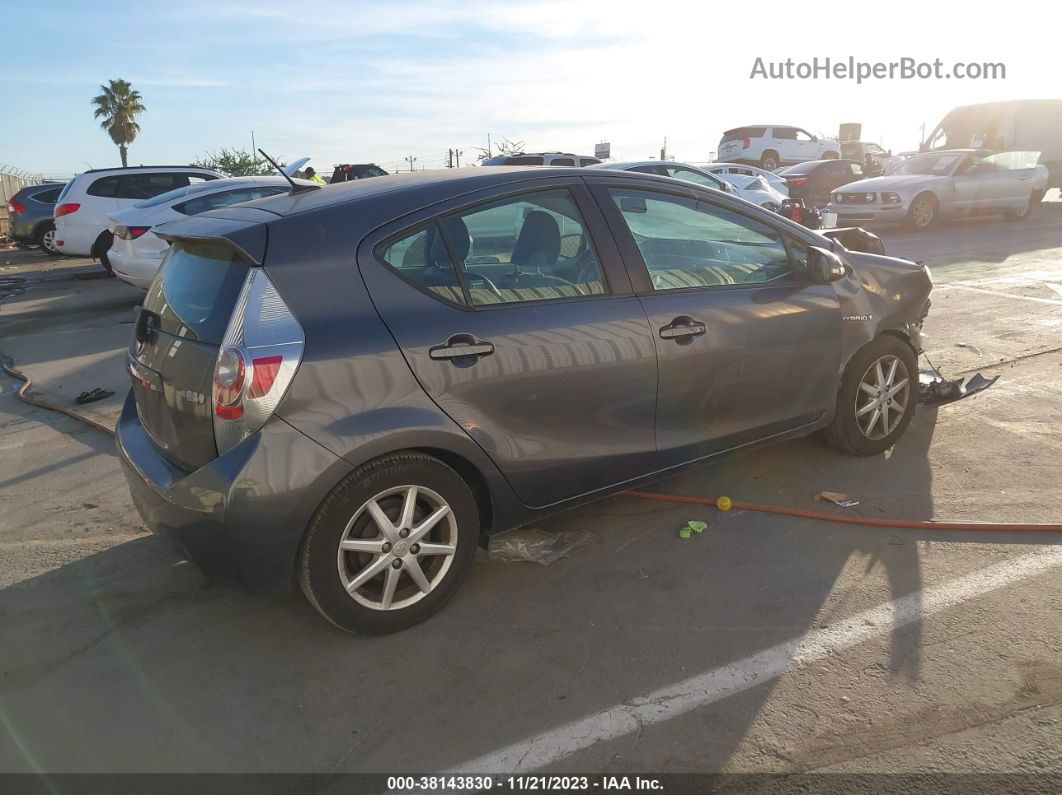 2014 Toyota Prius C Four Серый vin: JTDKDTB33E1072544