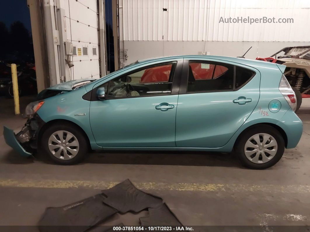 2014 Toyota Prius C Three Blue vin: JTDKDTB33E1075427