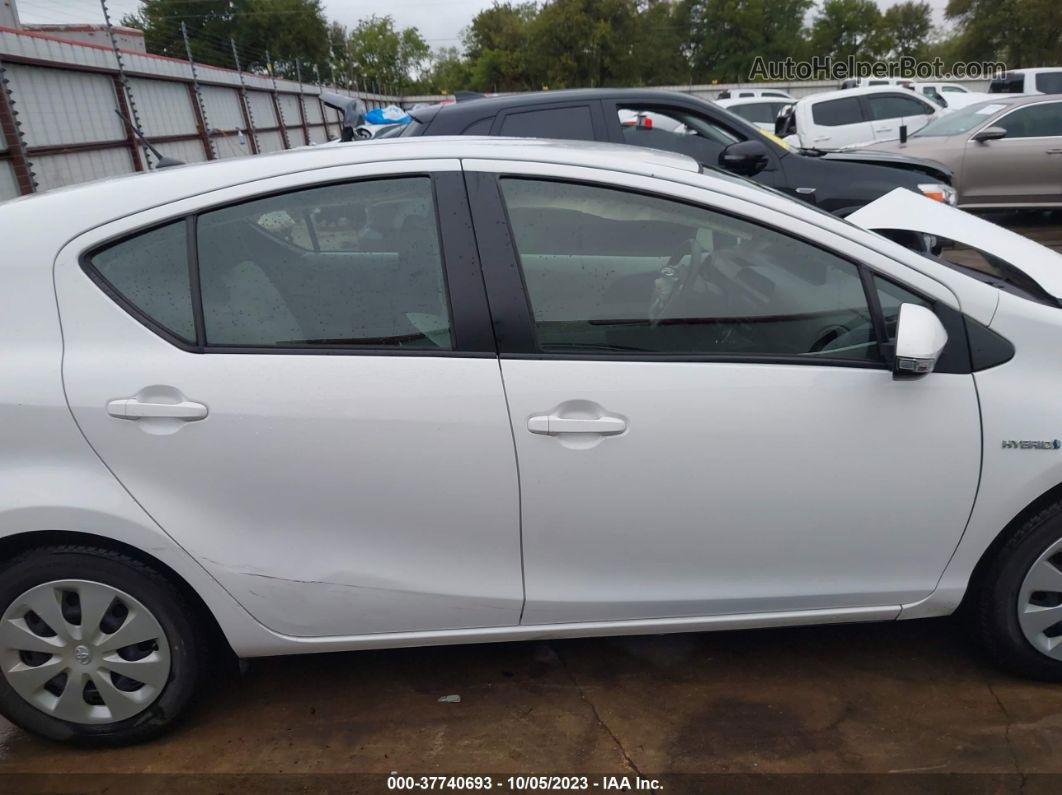 2014 Toyota Prius C One/three/two/four Белый vin: JTDKDTB33E1565978