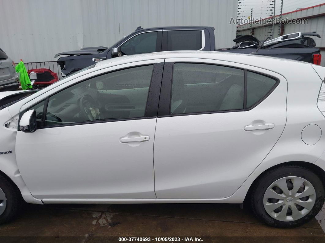 2014 Toyota Prius C One/three/two/four White vin: JTDKDTB33E1565978