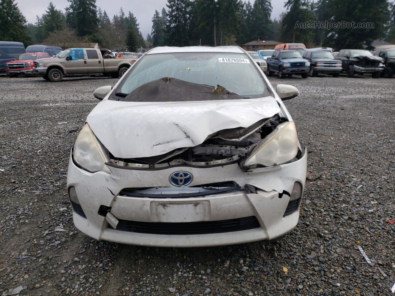 2013 Toyota Prius C  White vin: JTDKDTB34D1531093