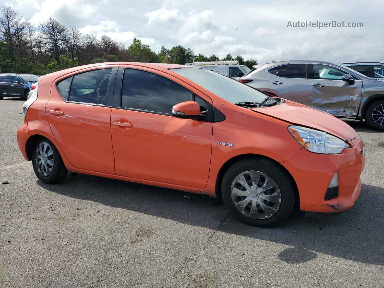 2014 Toyota Prius C  Orange vin: JTDKDTB34E1065876