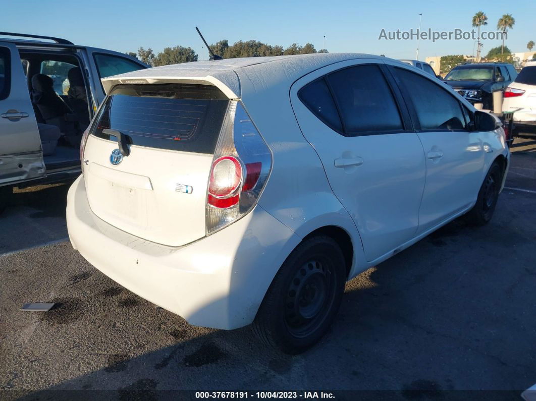 2014 Toyota Prius C One/three/two/four White vin: JTDKDTB34E1068731