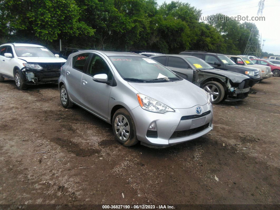 2014 Toyota Prius C One/three/two/four Silver vin: JTDKDTB34E1566623