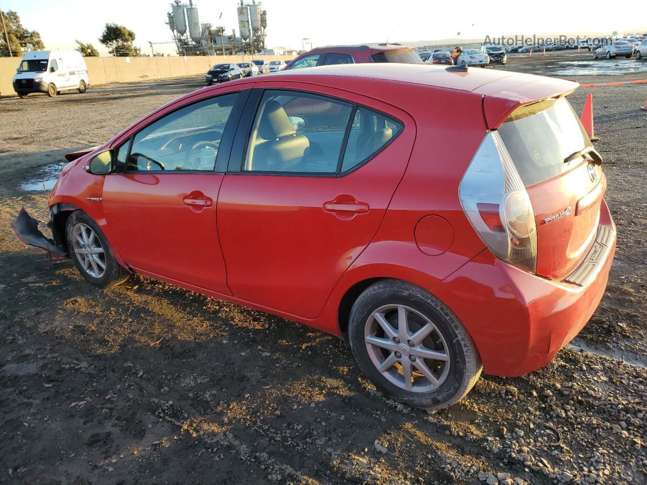 2012 Toyota Prius C  Red vin: JTDKDTB35C1025156