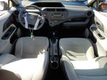 2012 Toyota Prius C  Серебряный vin: JTDKDTB35C1027523