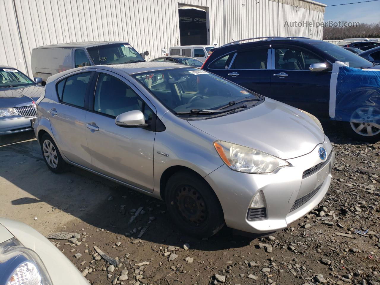 2013 Toyota Prius C  Silver vin: JTDKDTB35D1537128