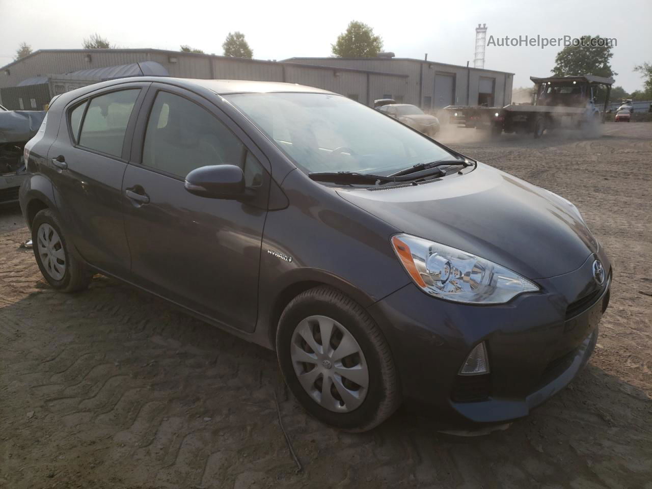 2013 Toyota Prius C  Silver vin: JTDKDTB35D1541146