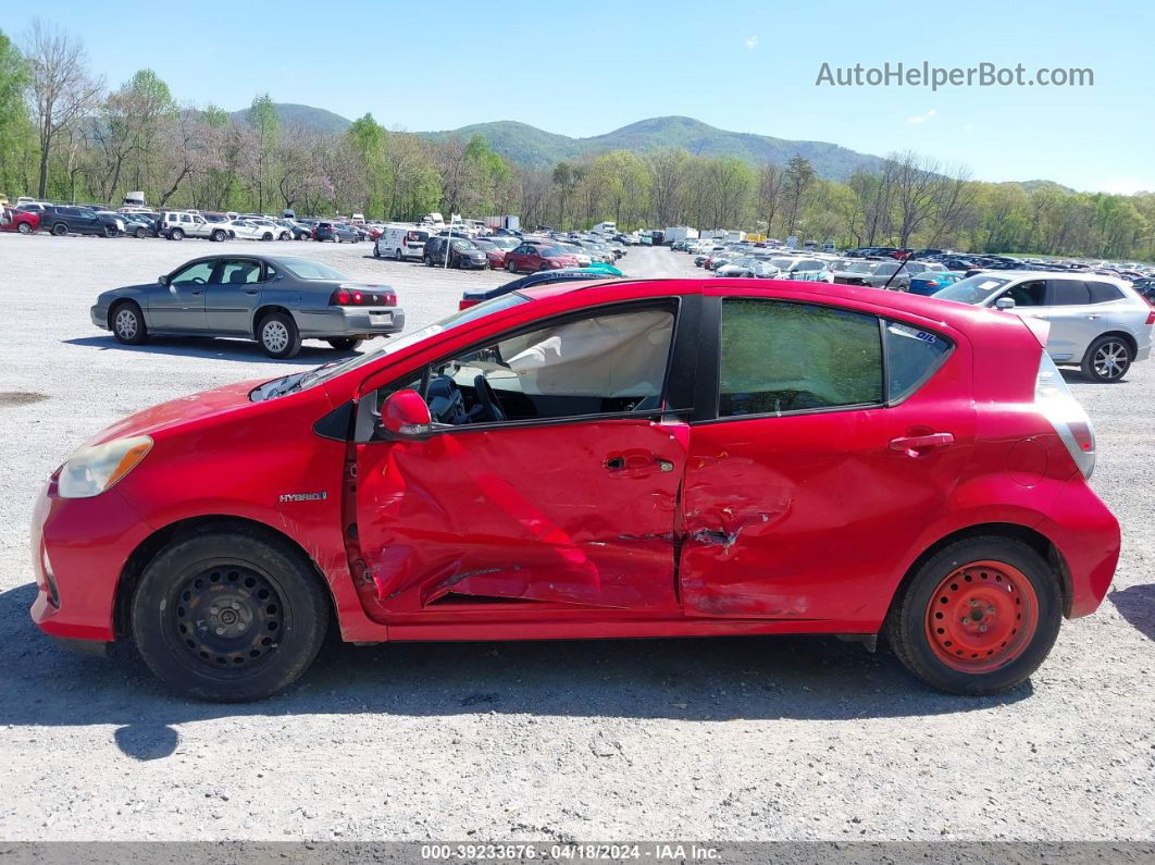 2014 Toyota Prius C One Red vin: JTDKDTB35E1059522