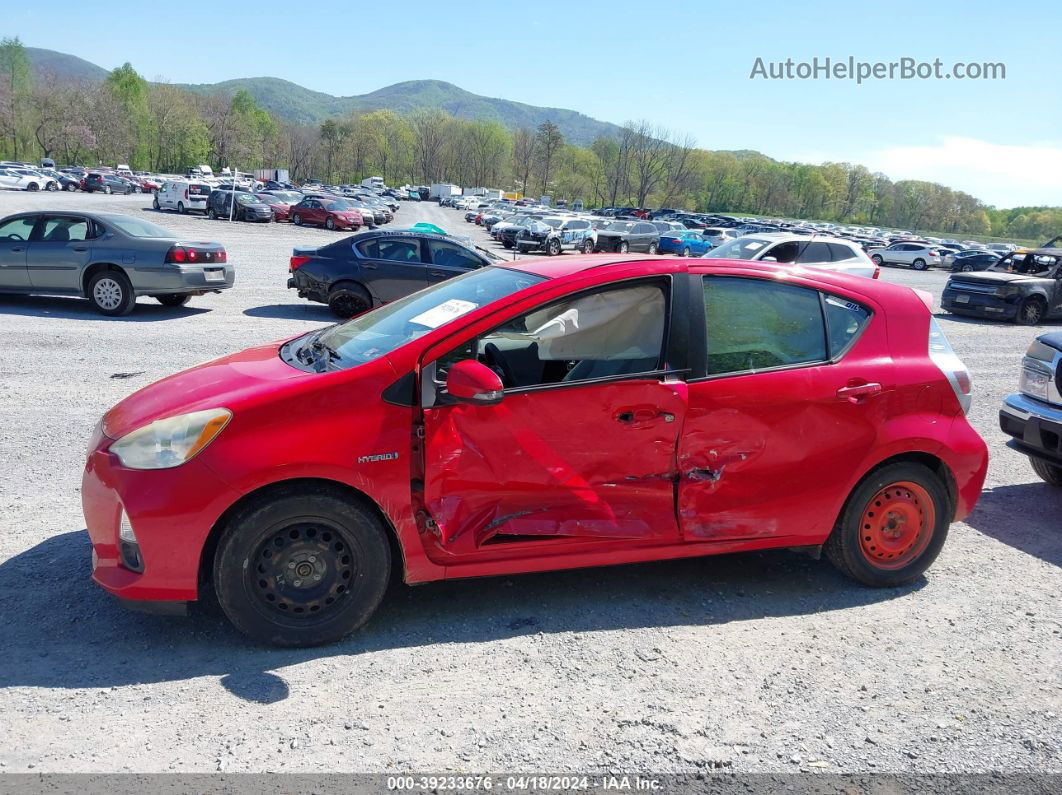 2014 Toyota Prius C One Red vin: JTDKDTB35E1059522