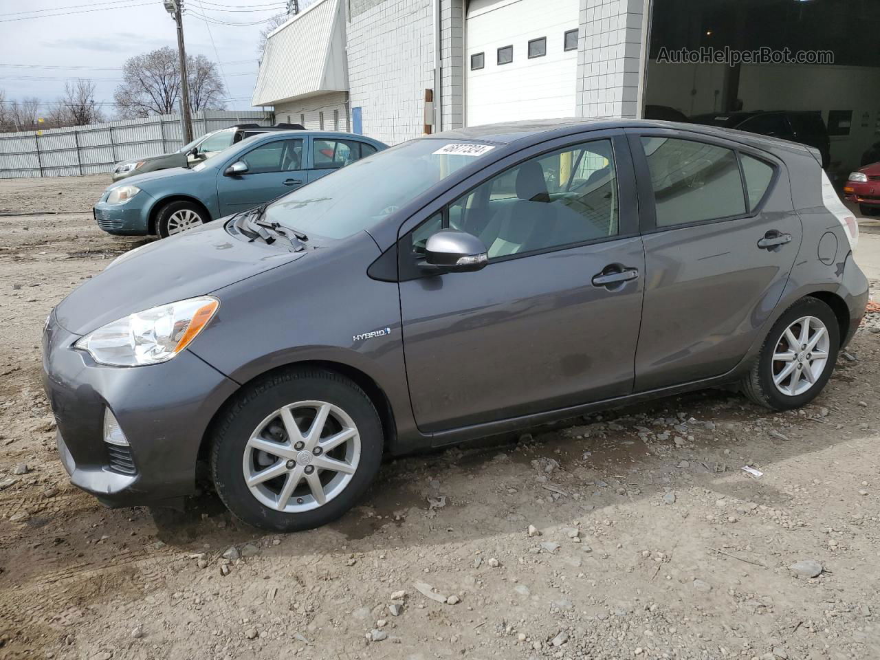 2014 Toyota Prius C  Gray vin: JTDKDTB35E1078975