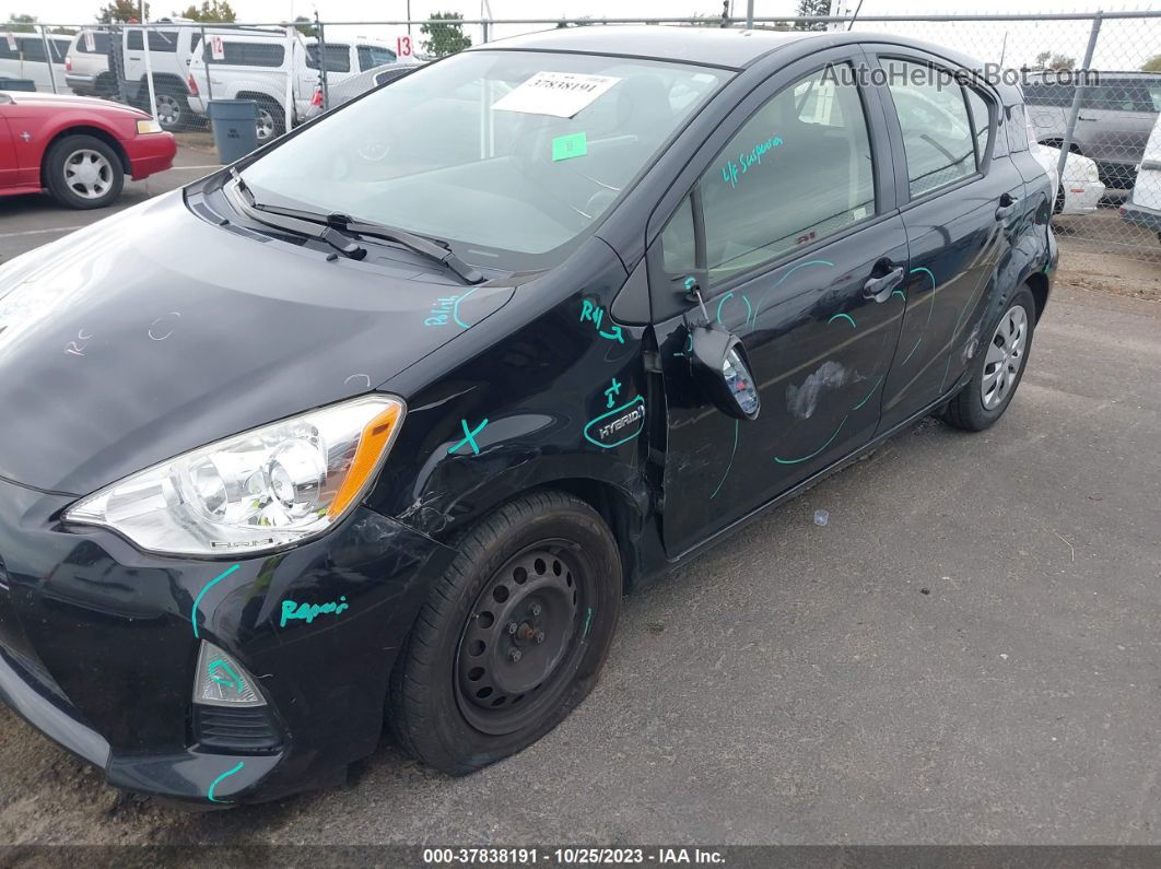 2014 Toyota Prius C Two Черный vin: JTDKDTB35E1081293