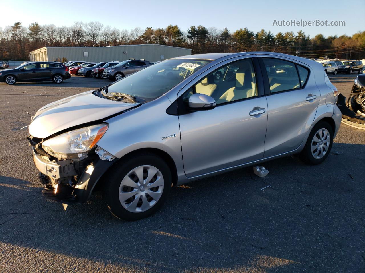 2014 Toyota Prius C  Silver vin: JTDKDTB35E1562516