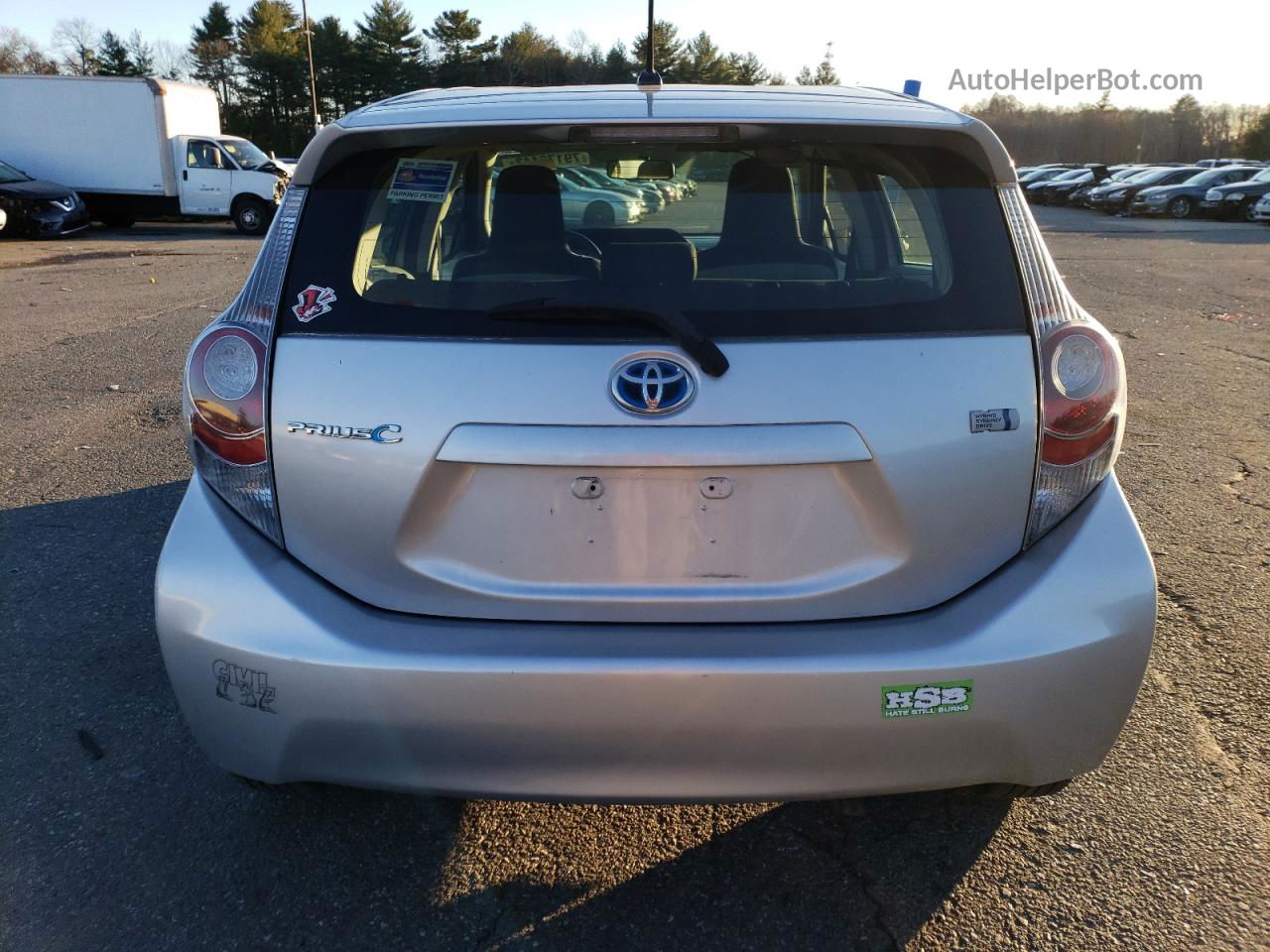 2014 Toyota Prius C  Silver vin: JTDKDTB35E1562516