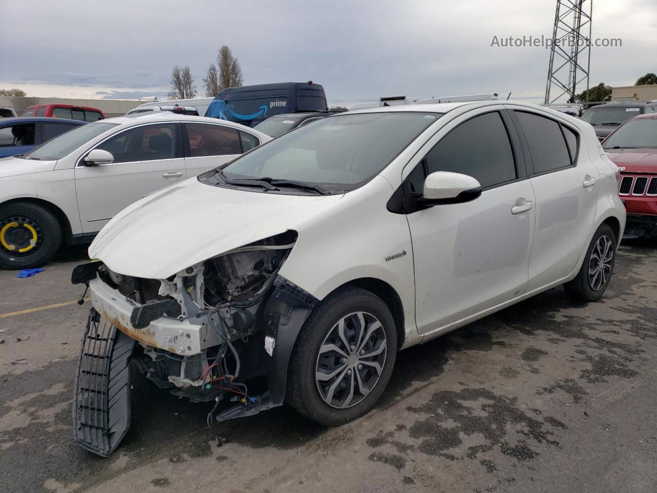 2013 Toyota Prius C  White vin: JTDKDTB36D1552477