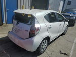 2013 Toyota Prius C  White vin: JTDKDTB36D1553130