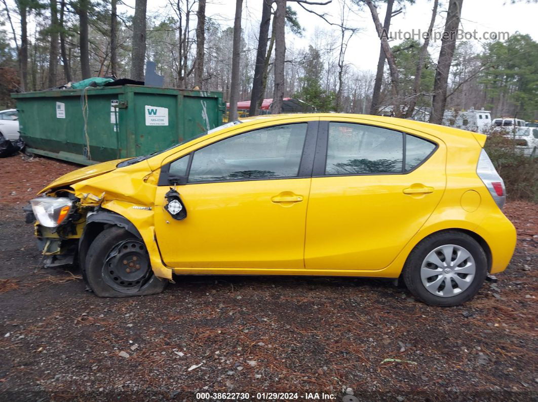 2014 Toyota Prius C Two Yellow vin: JTDKDTB36E1083201