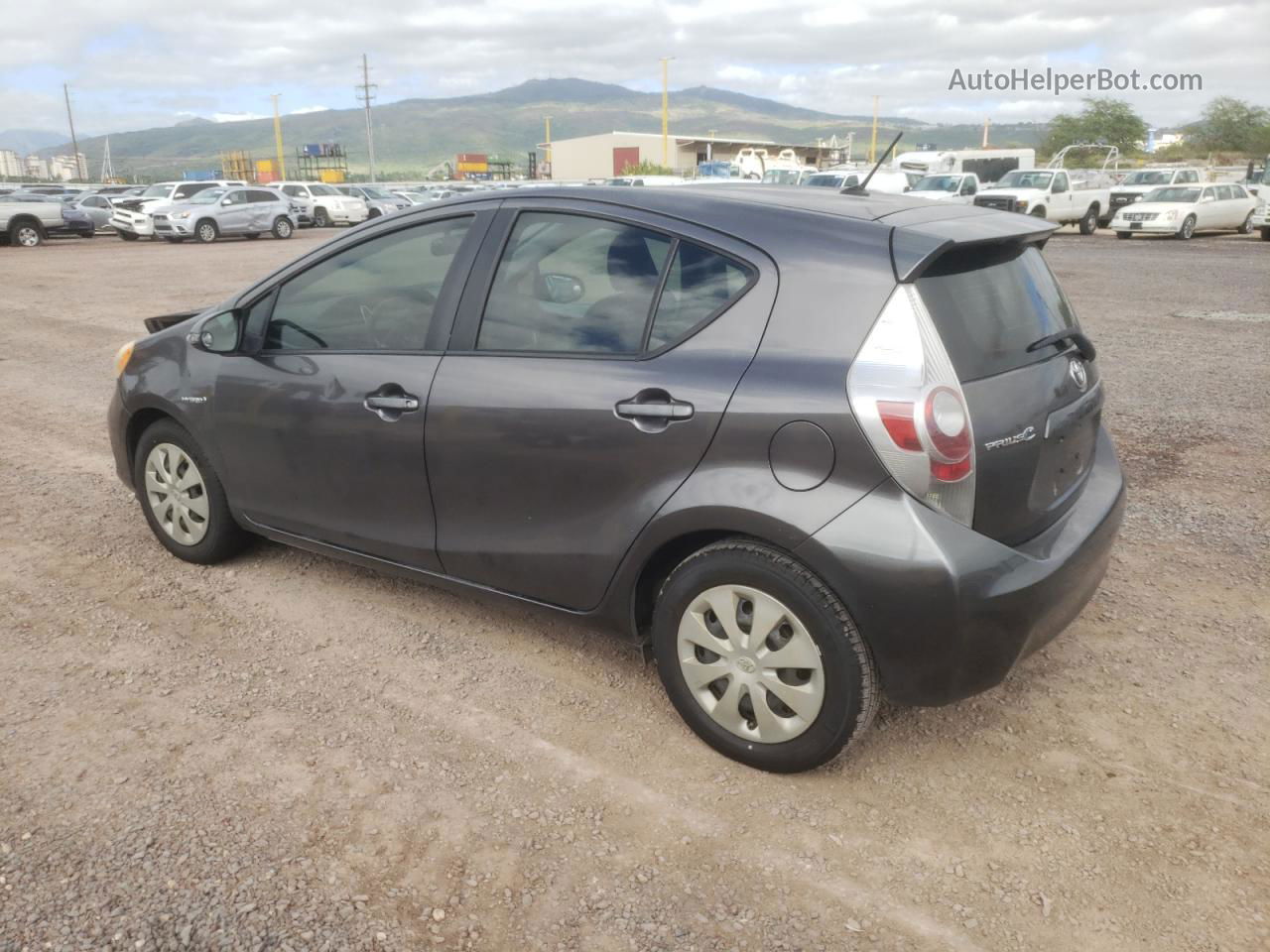 2014 Toyota Prius C  Charcoal vin: JTDKDTB36E1562962