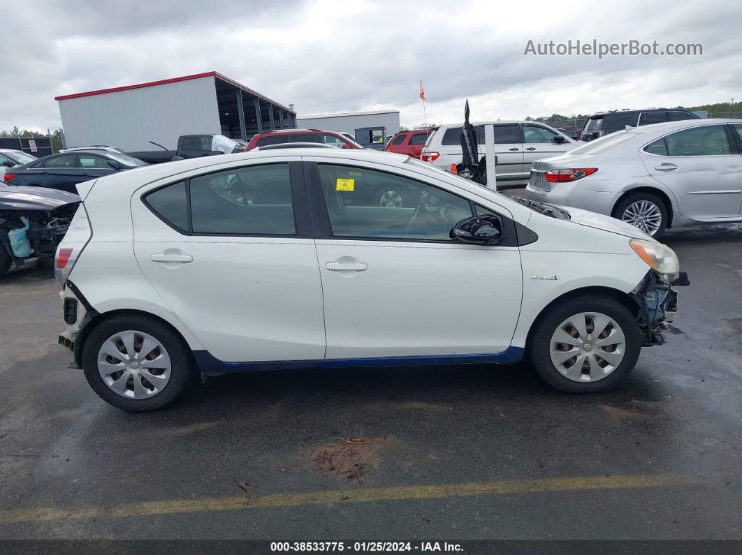 2014 Toyota Prius C Two White vin: JTDKDTB37E1064771