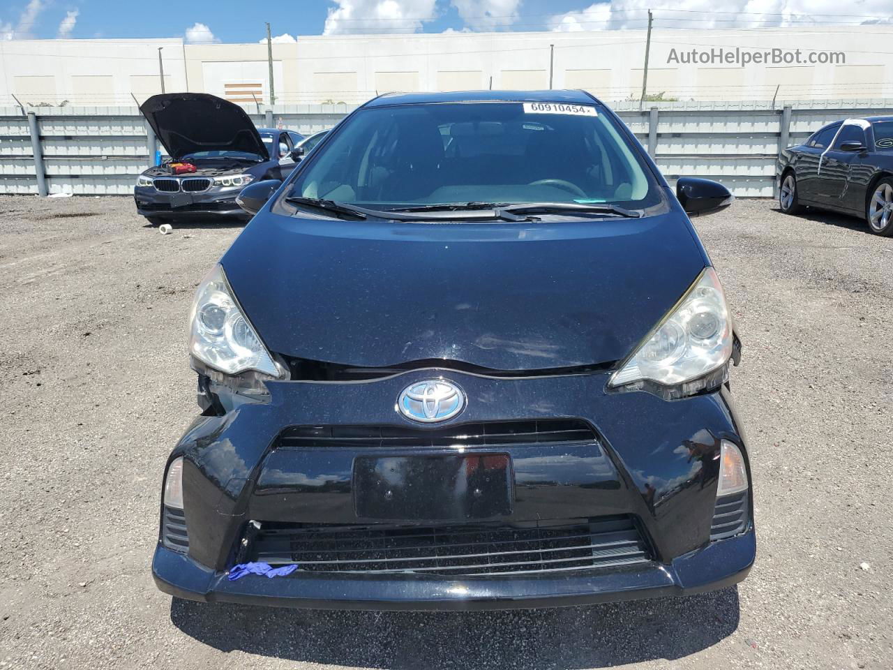 2014 Toyota Prius C  Black vin: JTDKDTB37E1067623