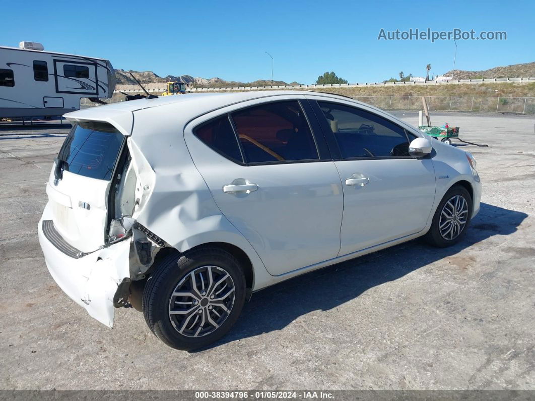 2014 Toyota Prius C Two White vin: JTDKDTB37E1558628