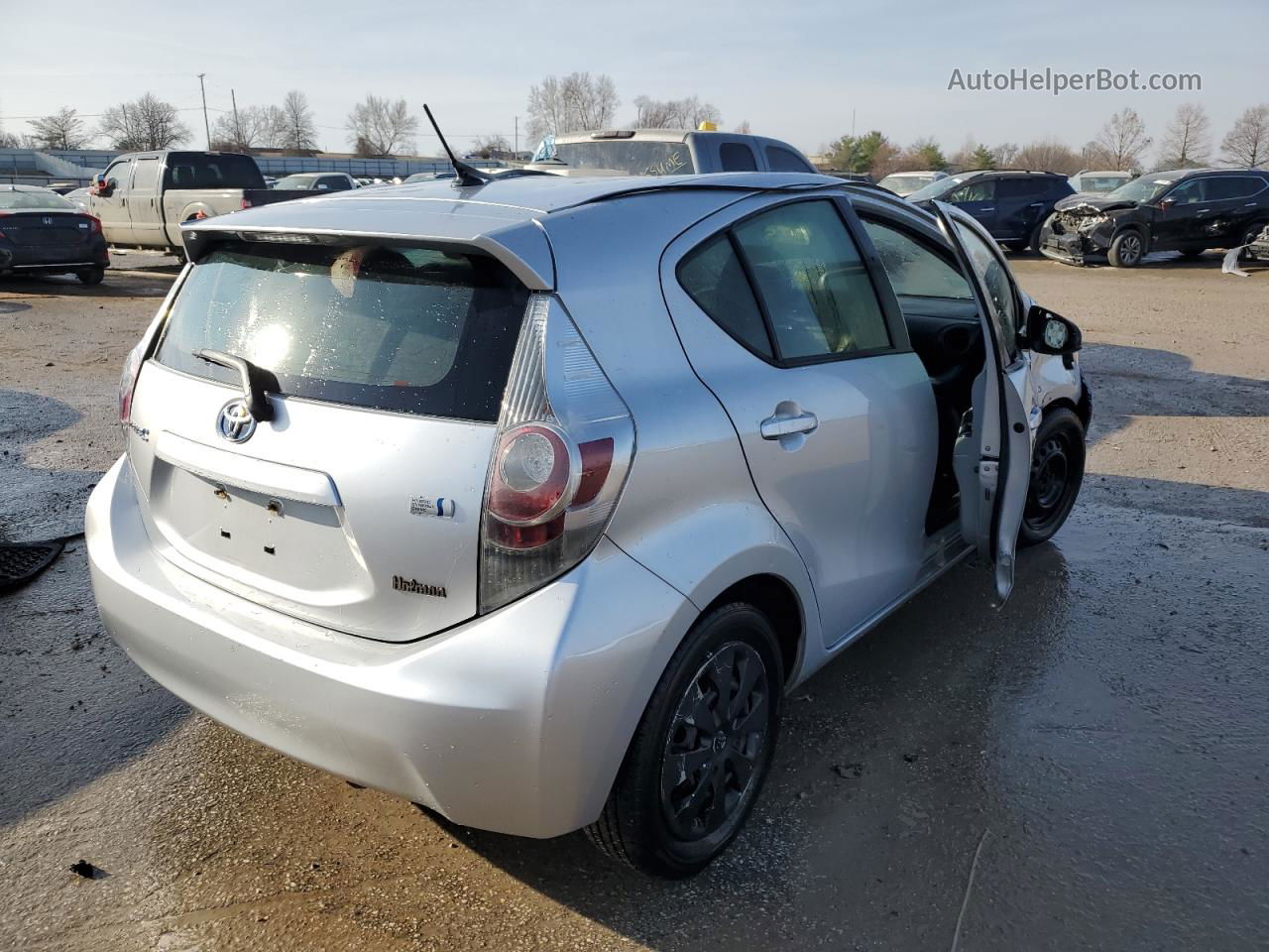 2013 Toyota Prius C  White vin: JTDKDTB38D1554778