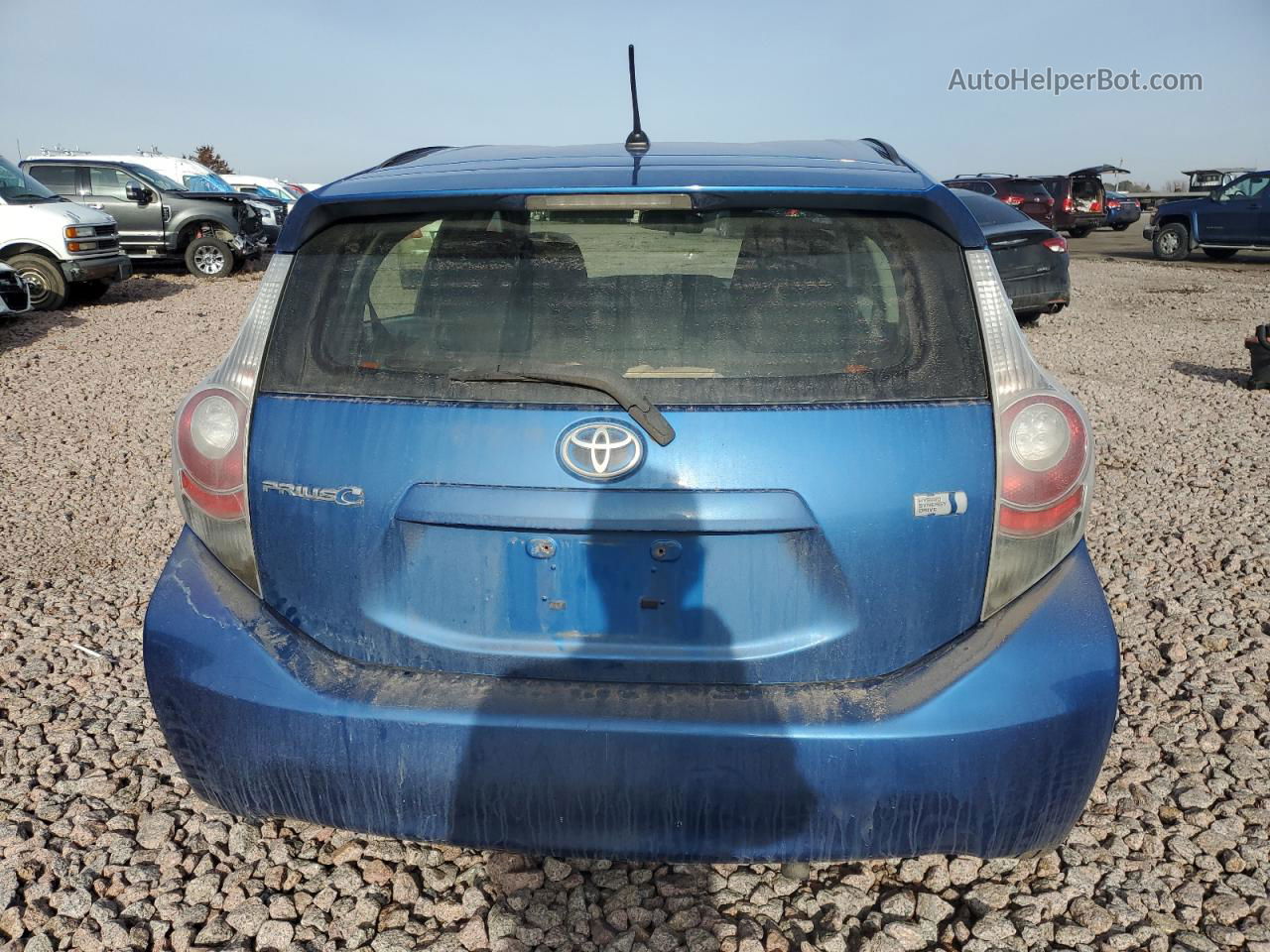 2014 Toyota Prius C  Blue vin: JTDKDTB38E1067646