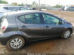 2014 Toyota Prius C One/three/two/four Неизвестно vin: JTDKDTB38E1572750